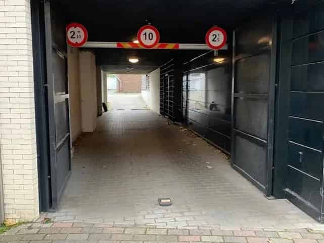 Garagebox te huur Evere