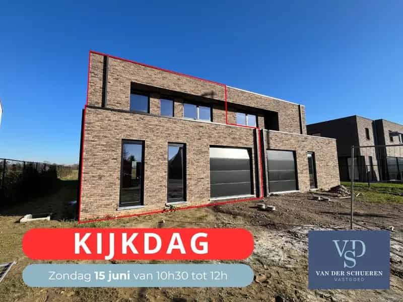 Ruime Energiezuinige Halfopen Bebouwing Olsene