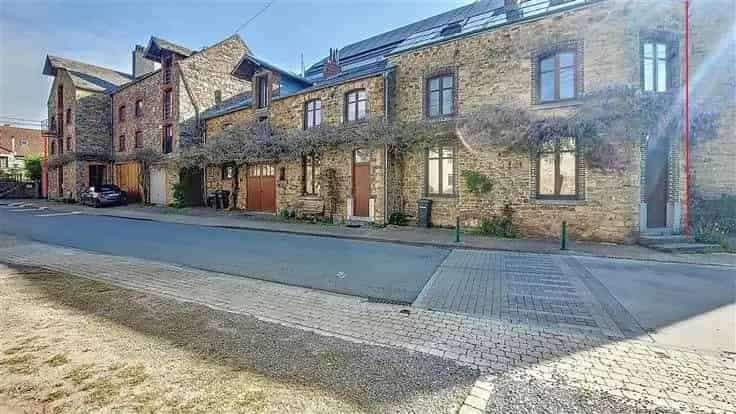 Appartementen en Huis te Huur Maillen