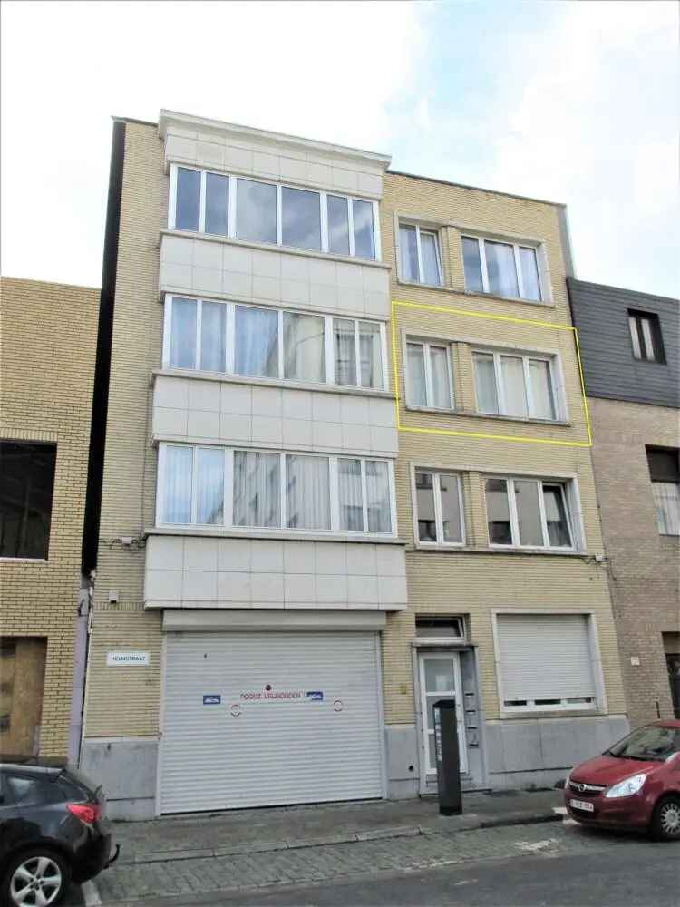 Appartement te koop in Borgerhout met moderne voorzieningen en lift