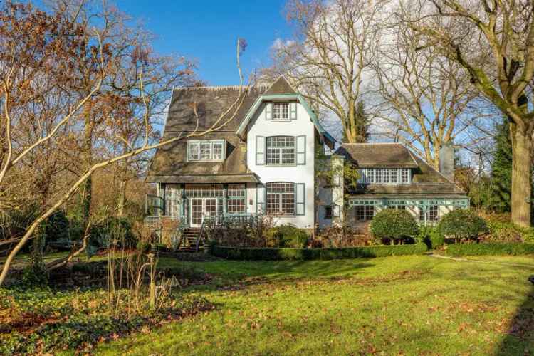 Historische Villa  Met Bouwvergunning Op Toplocatie Te Schotenhof