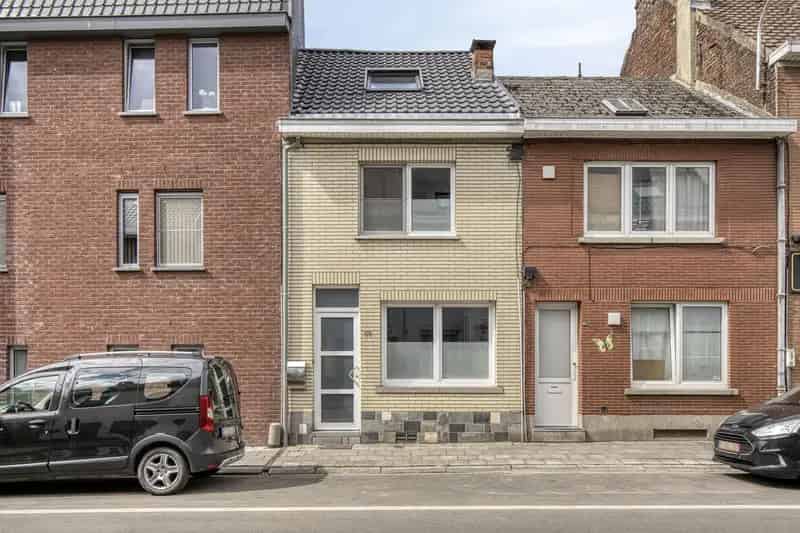 Rijwoning te Koop Centrum Halle
