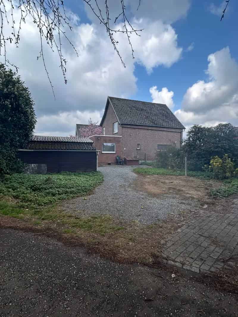 Huis te huur Olen: 180m², 3 slaapkamers, tuin, moderniseringspotentieel