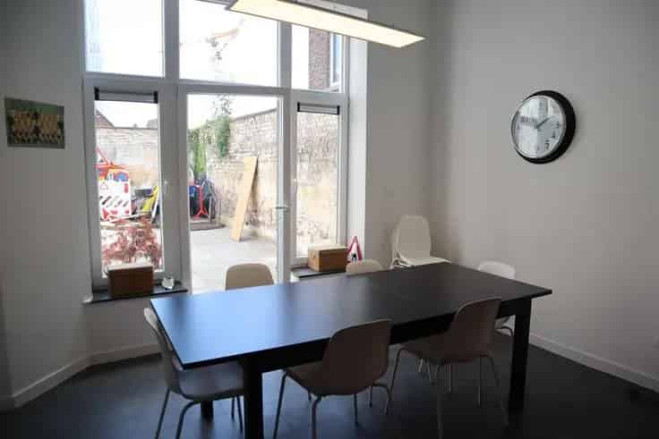 Herenhuis 7 slaapkamers te koop gerenoveerd
