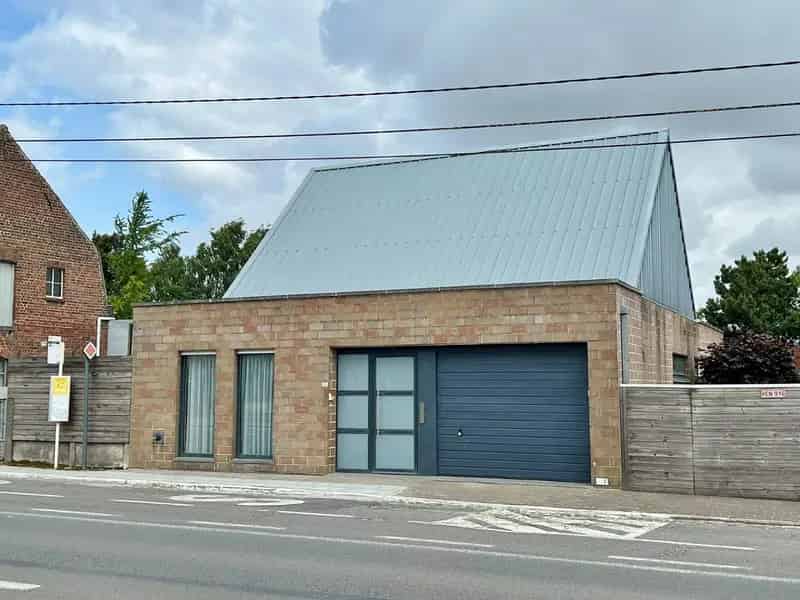 Instapklare woning te Ieper met garage en tuin
