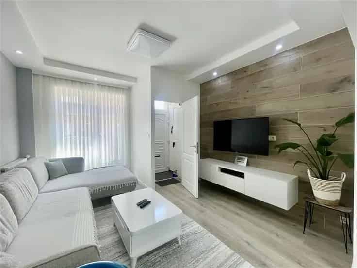 Gerenoveerde woning te koop 3 slaapkamers 2 terrassen
