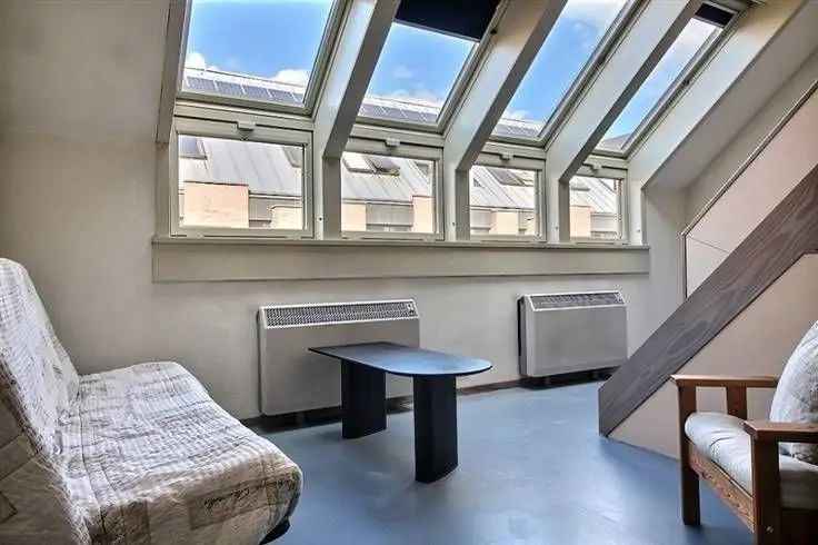 Te koop duplex appartement met 1 slaapkamer in UCL campus