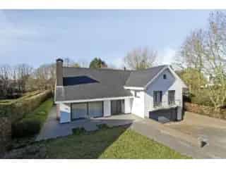 Villa te Koop Kortrijk 6 slaapkamers Grote Tuin Stadspark
