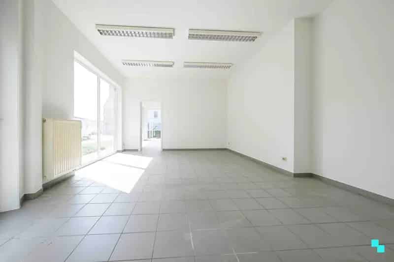 Handelsruimte Oostrozebeke Toplocatie