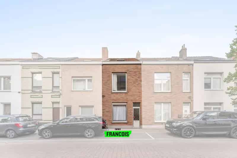 Te renoveren Rijwoning Westerkwartier Oostende
