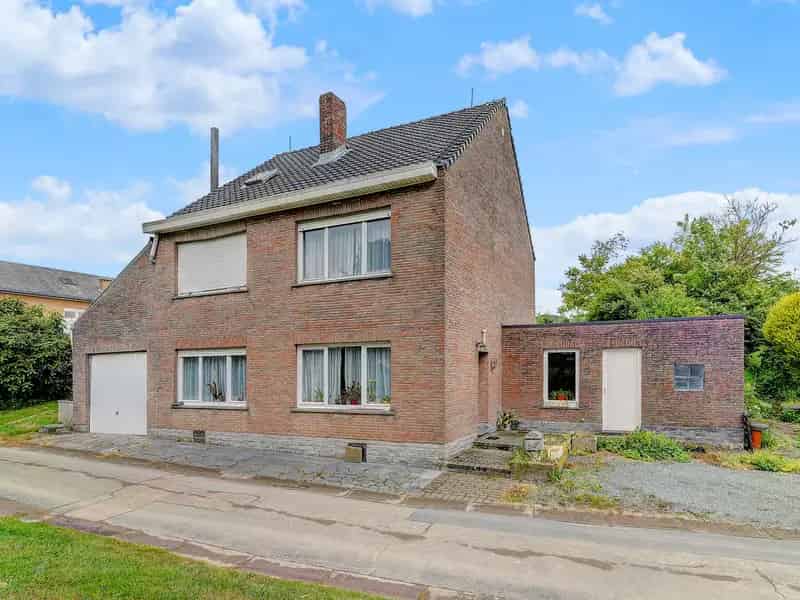 Te renoveren viergevelwoning Tervuren