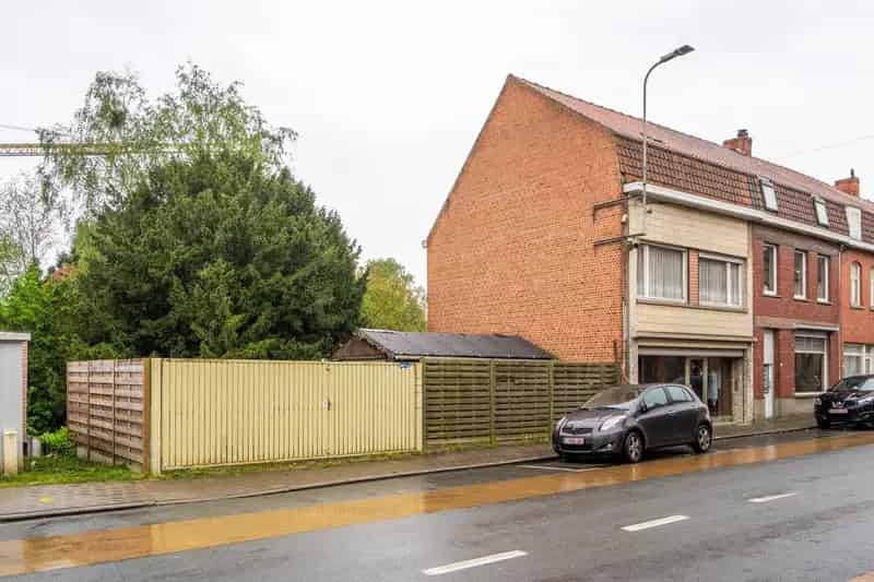 VEELZIJDIGE PROJECTGROND Volledige Aanbod