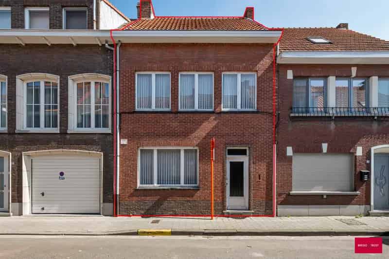 Stadswoning te renoveren 4-5 slaapkamers tuin
