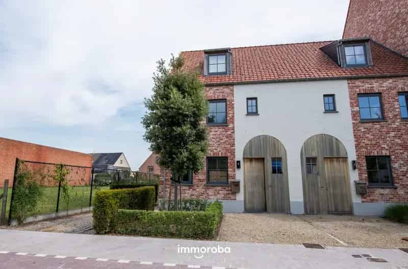 Charmante Landelijke Woning te Zulte