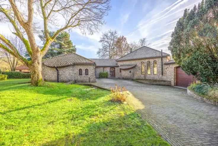 Huis Te Koop: Unieke Woning met Veel Potentieel