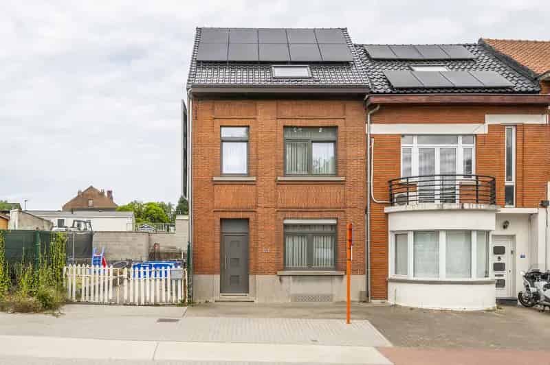 Huis te koop: 4 slaapkamers, tuin, 2 badkamers