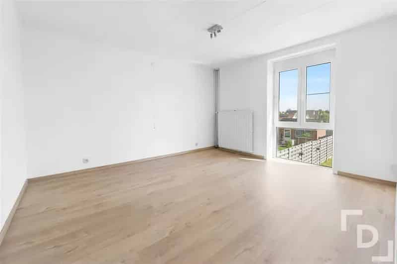 Huis te huur Ieper: 4 slaapkamers, grote tuin