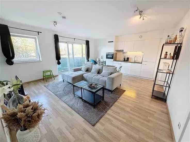Appartement Te Koop 50m2 Terras Gemeenschappelijke Tuin