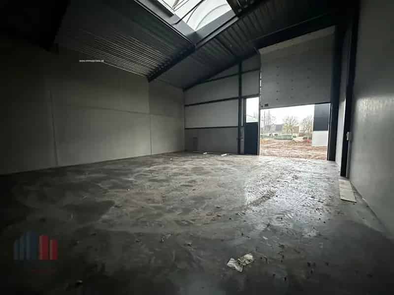 Nieuwbouw Bedrijfsgebouw 540m² te Zwevegem - KMO-unit te Koop