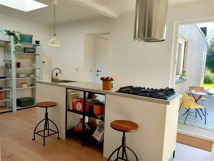 Huis Te Koop: Gerenoveerde woning met tuin in Ko