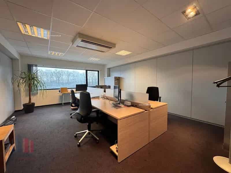 Kantoorruimte te huur Oostkamp 450m²