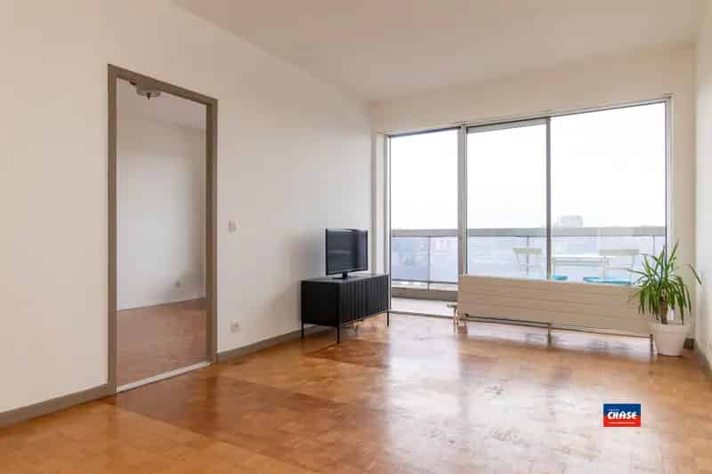 Appartement te huur Hoboken 1 slaapkamer ruim terras