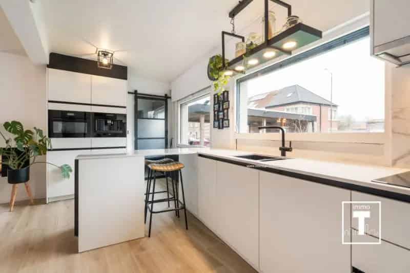 Huis te koop Drongen 4 slaapkamers handelsruimte