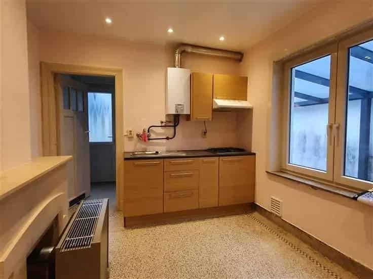 Appartementsgebouw Te Koop 3 Appartementen 2158 euro Maandopbrengst