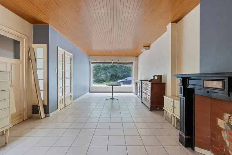 Te renoveren woning Zwijnaarde 127m²