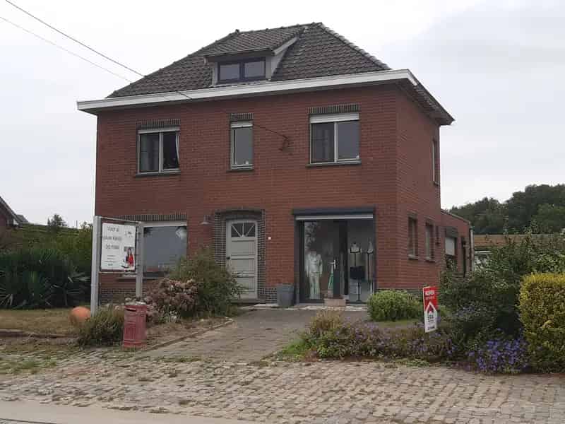 Huis te koop: 3 slaapkamers, garage, tuin - Ieper