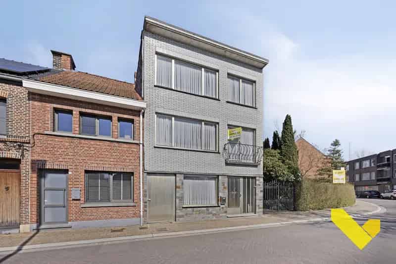 Huis te huur Geel 5 slaapkamers bouwgrond
