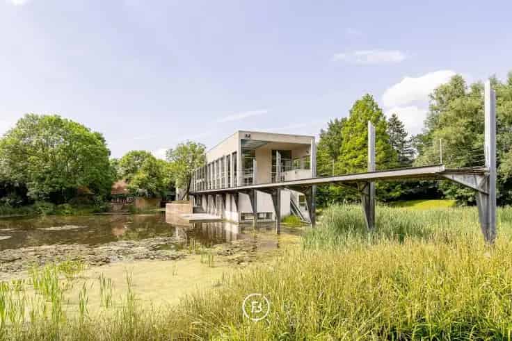 Huis Te Koop Exclusief Kantoorgebouw