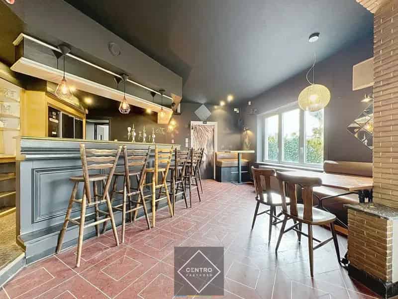 Horeca Pand met Woonst nabij VTI SJI Tielt