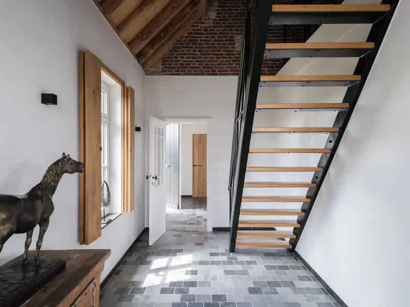 Karaktervolle hoeve te koop in Hansbeke