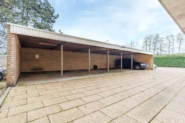 Appartement Te Koop Sint-Andries 2 Slaapkamers Gerenoveerd