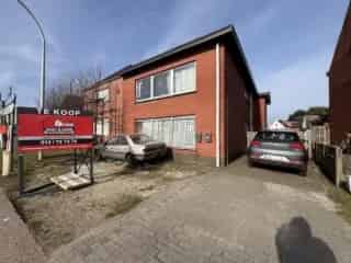 Appartement te koop Balen - Twee studio's en garages