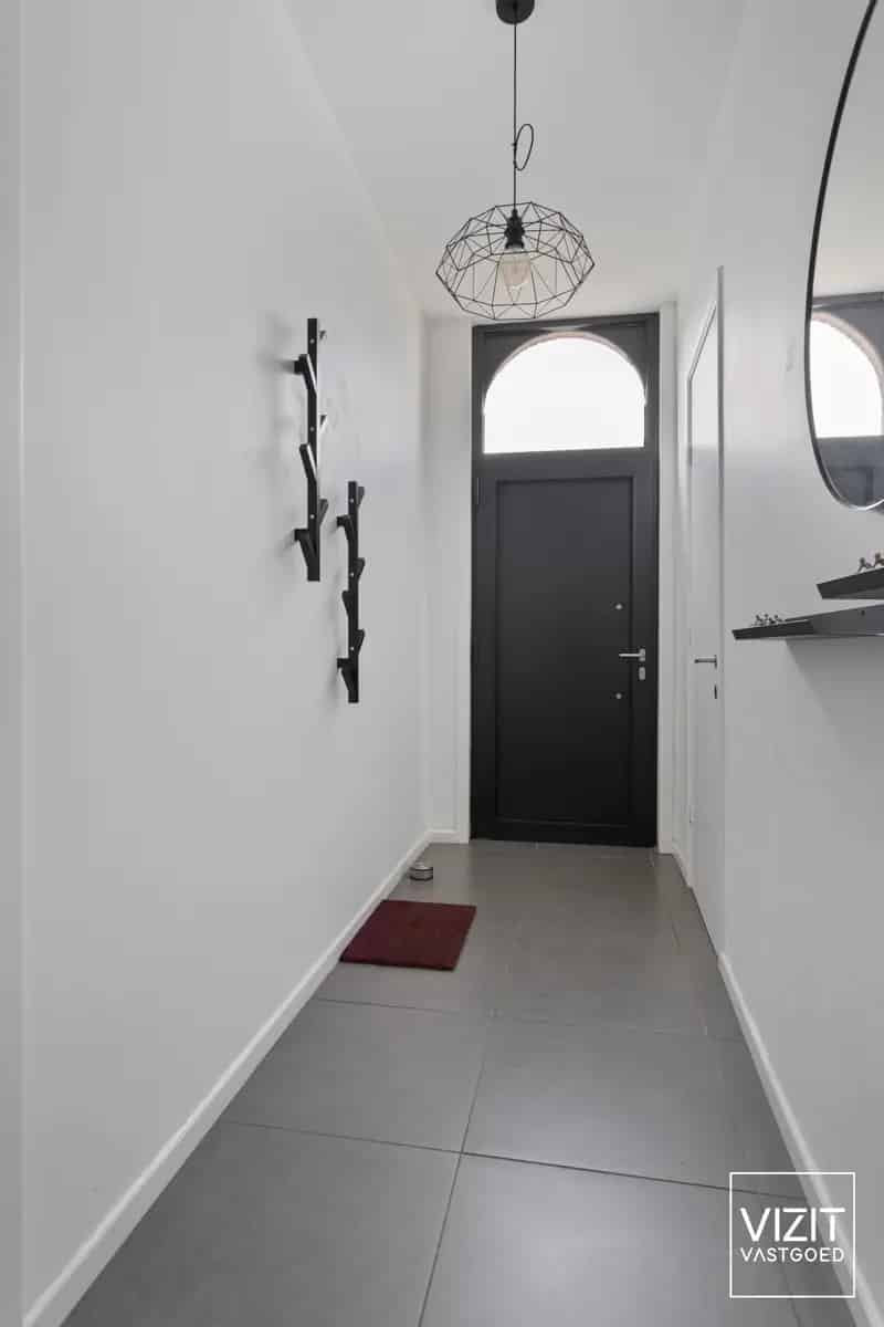 Huis te koop Zottegem Centrum - Instapklare woning met garage en tuin