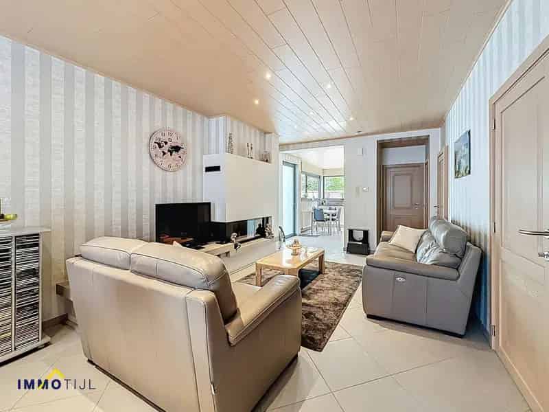 Instapklare woning Opwijk met garage en zonnepanelen