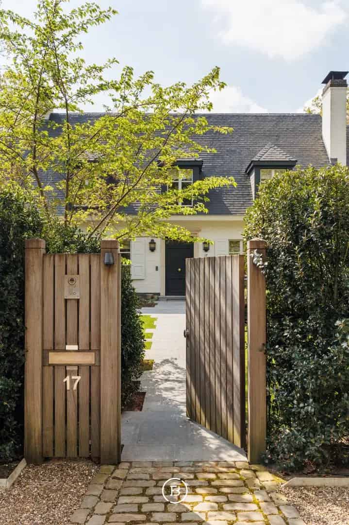 Huis te koop: Villa 524m² met zwembad en poolhouse
