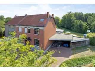 Huis te koop Mol - 4 slaapkamers - Grote tuin - Dubbele carport
