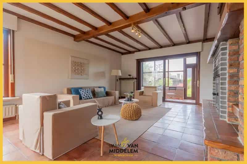 Huis te koop: Grote woning met garage en tuin te St Katherina Lombeek