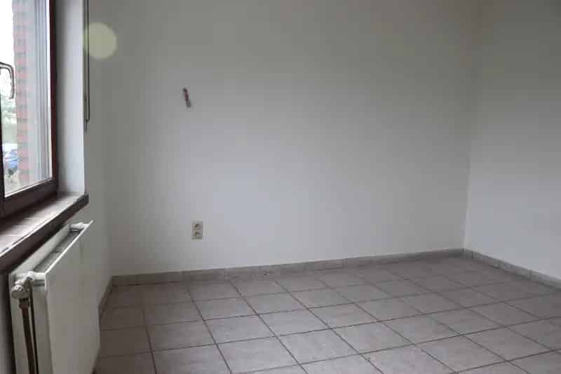 Opbrengsteigendom 4 Appartementen Nabij E19 A12