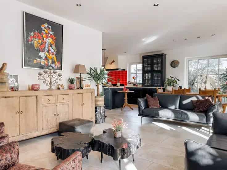 Huis te Koop Knokke: 4 slaapkamers, 2 badkamers, garage en bijgebouw