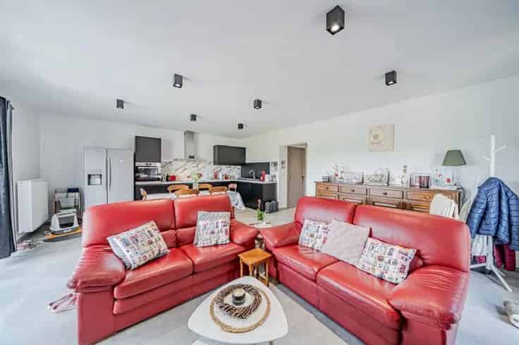 Appartement Te Koop 2 slaapkamers Terras Parking Kelder