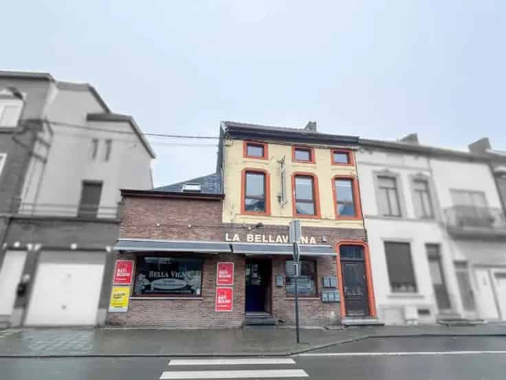 Appartementsblok Te Koop Jumet - Investering met Huurrendement