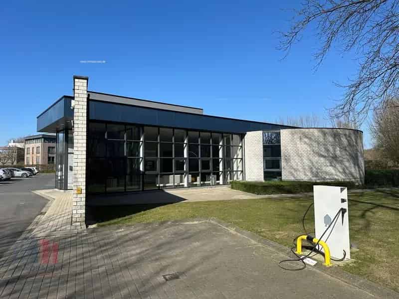 Kantoorruimte te huur Kortrijk E17