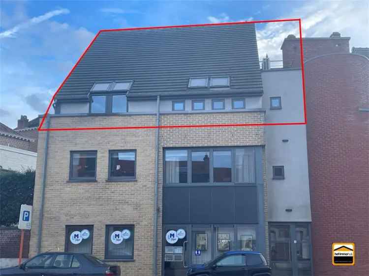 Te koop duplexappartement in het centrum van Borgloon met 3 slaapkamers