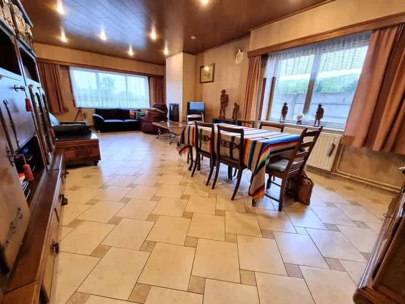 Huis te koop: Grote gezinswoning 6 slaapkamers