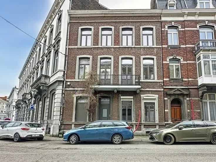 Huis Te Koop Luik 6 Slaapkamers Te Renoveren