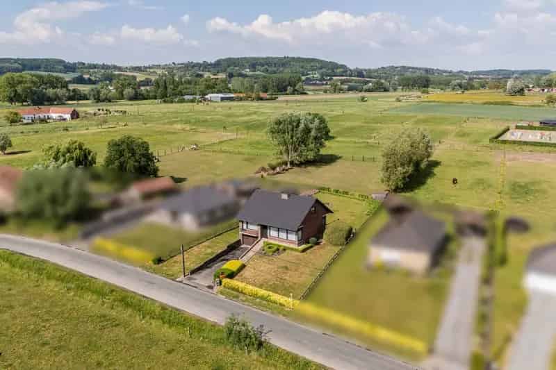Vrijstaande woning prachtige locatie